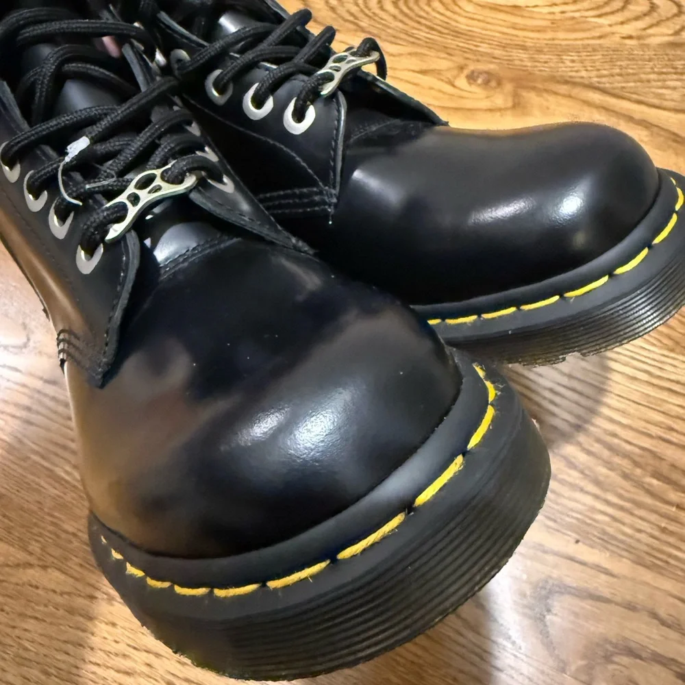 NEW Dr. Martens Black Combat Boots Sz 7M/8W